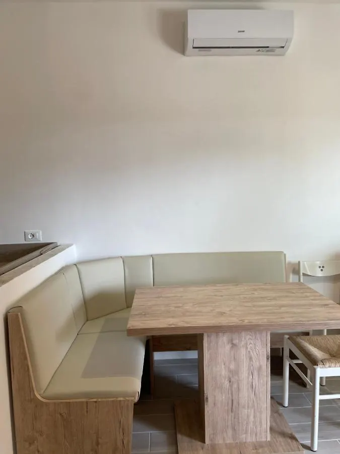RESIDENCE APOLLO - WALTERIGATO Apartments SOLO PER FAMIGLIE Lido di Jesolo