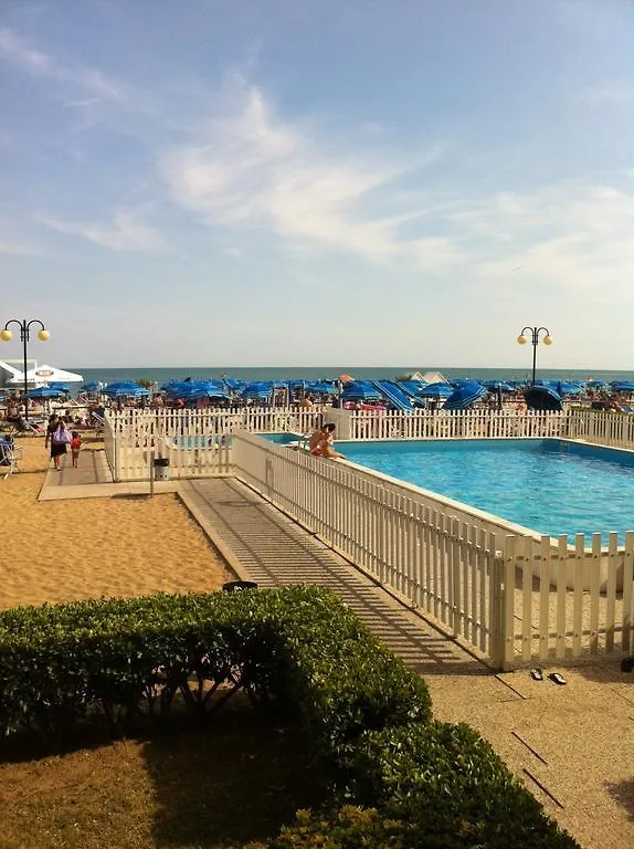 Residence Apollo - Walterigato Apartments Solo Per Famiglie Lido di Jesolo